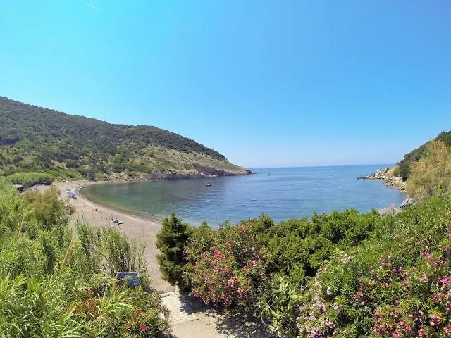 Natura Casa C Rio dellʼElba